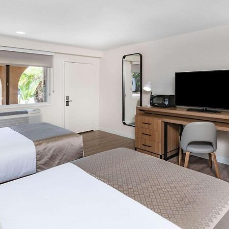 Wyndham Garden San Diego Exterior foto
